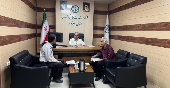 نشست مدیر شرکت خدمات حمایتی کشاورزی استان هرمزگان و معاونت فنی با کارگزار منطقه کنارو بندرعباس استان هرمزگان 
